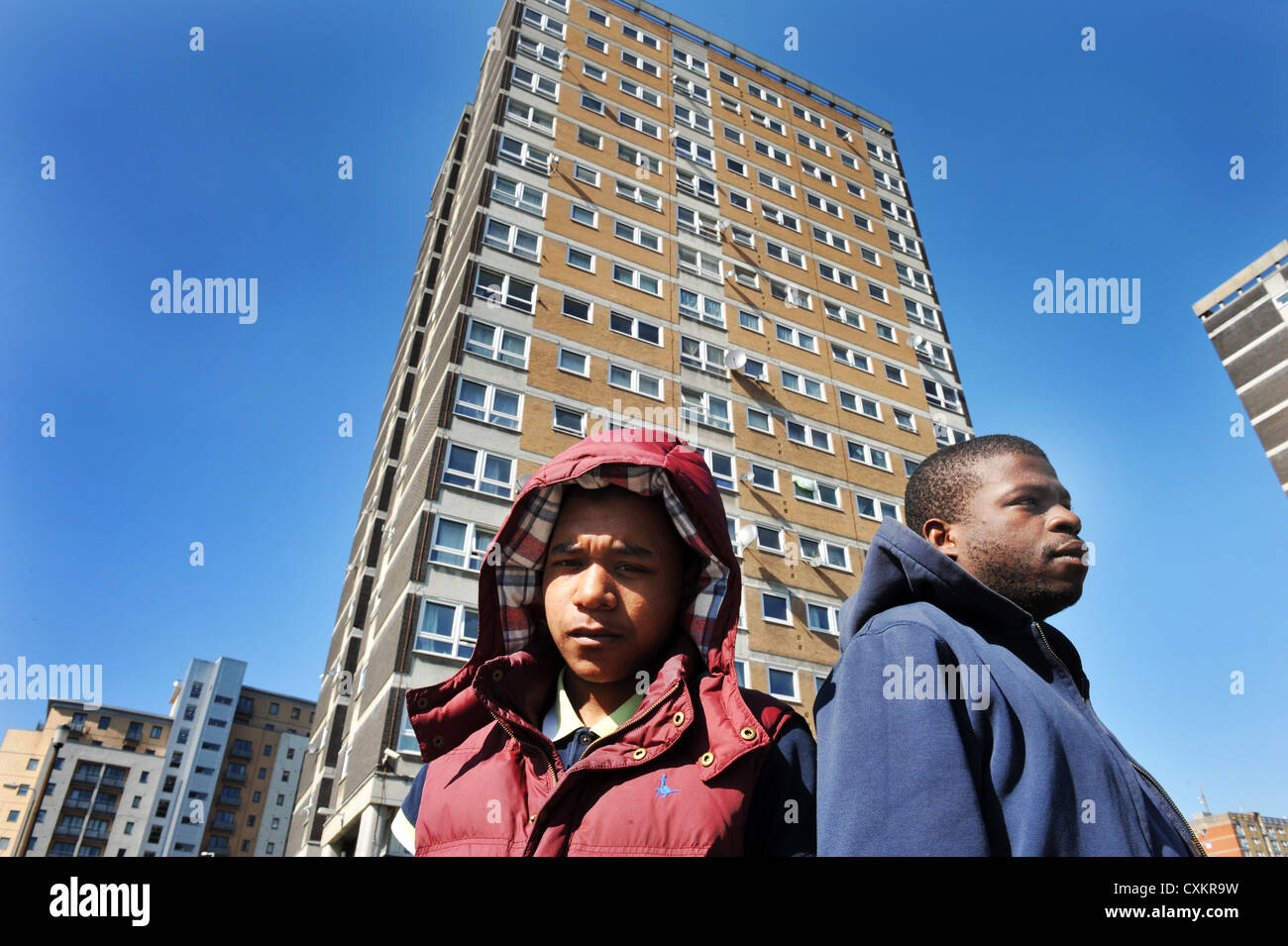 Los jóvenes desempleados jóvenes Leeds UK Foto de stock