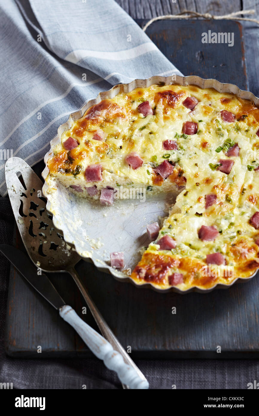 Quiche de jamón y queso Foto de stock