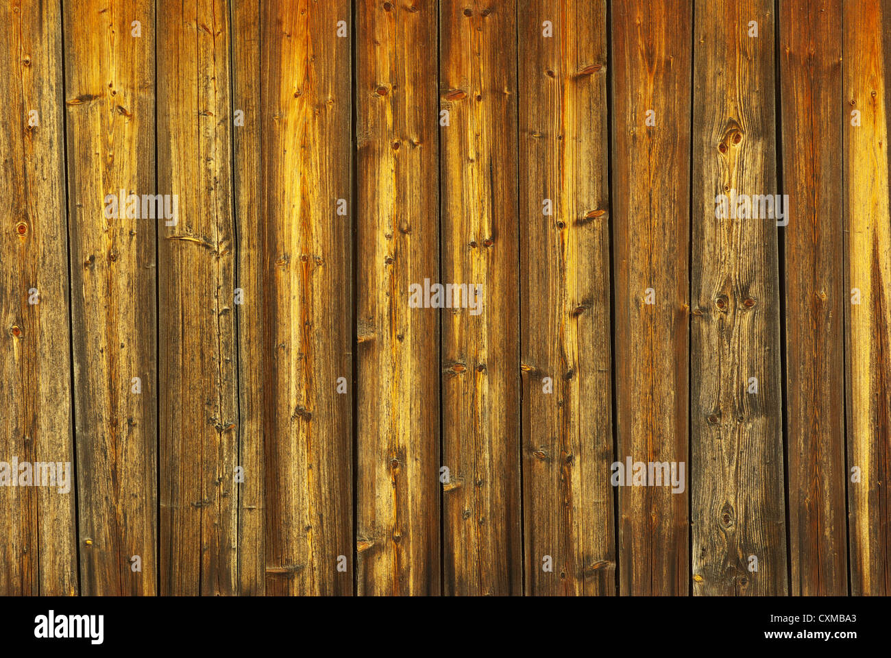 Textura de madera marrón con patrones naturales Foto de stock