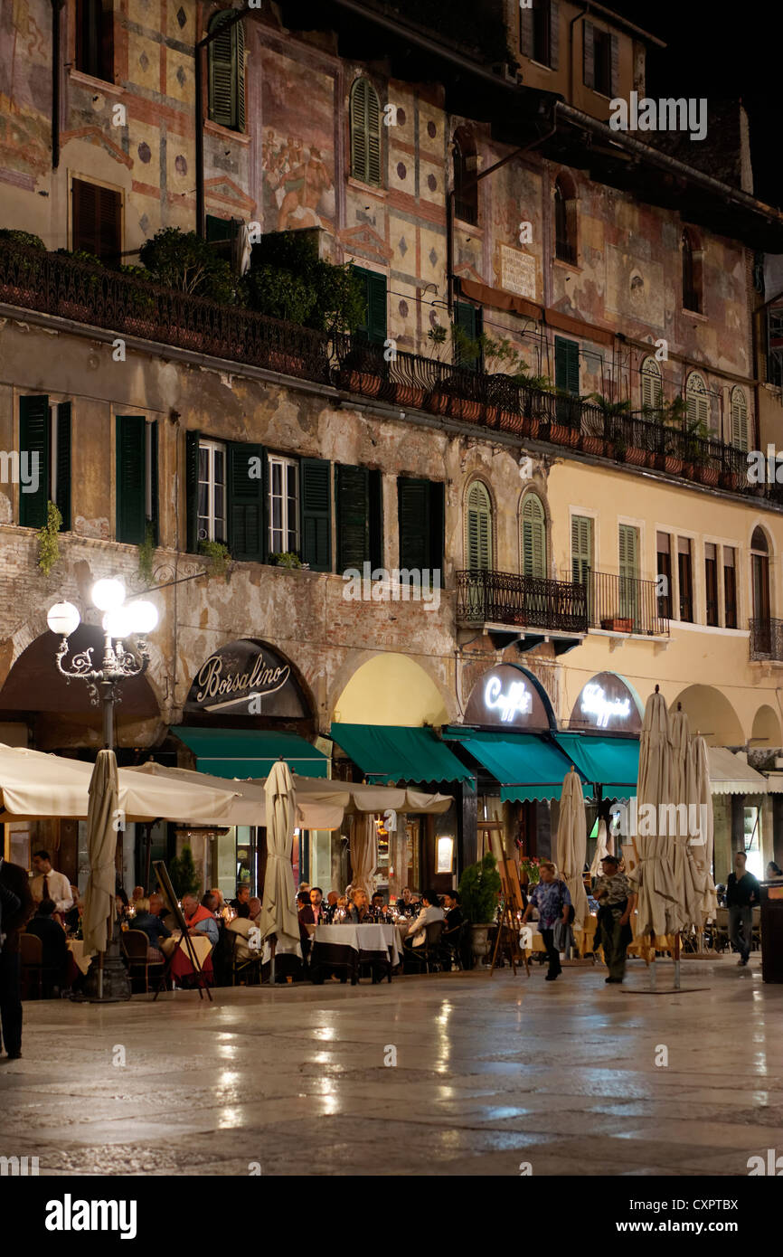 La plaza del Erbe, Verona, Italia Foto de stock