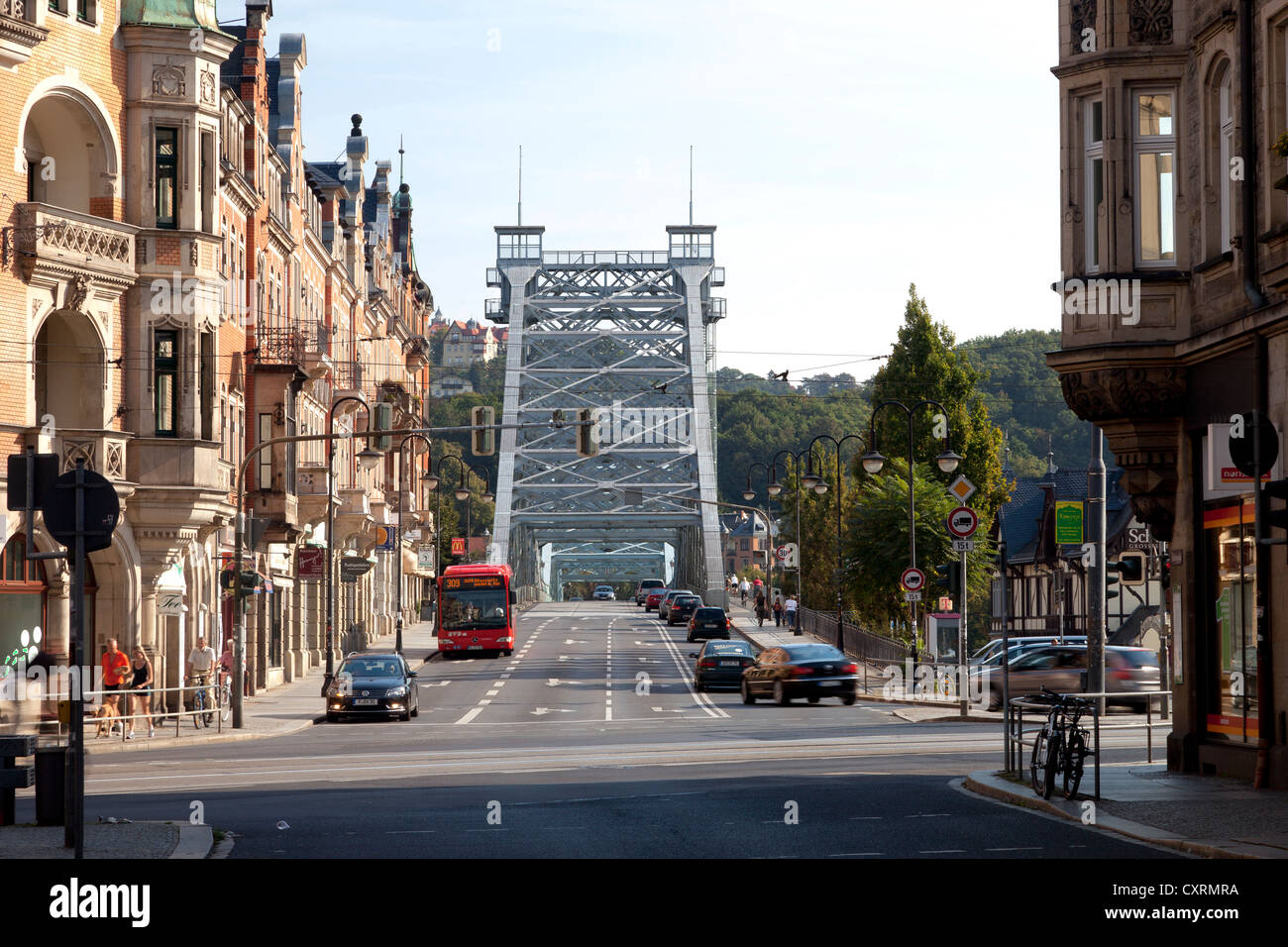 Puente de Loschwitz, también conocida como Maravilla Azul, Blasewitz, Loschwitz, Dresde, Sajonia, Alemania, Europa PublicGround Foto de stock