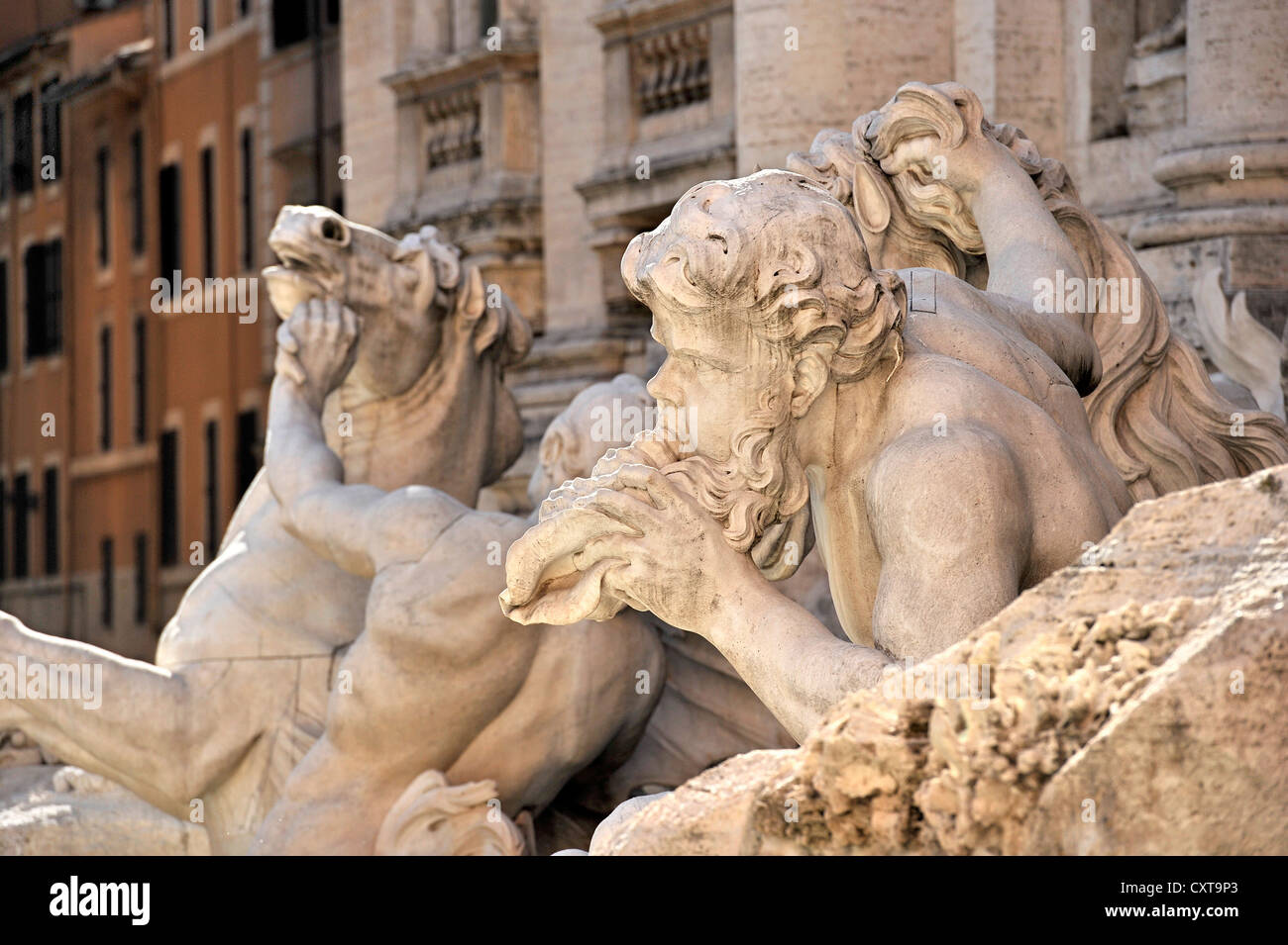 Triton con un caballo alado en la Fontana di Trevi, la Fuente de Trevi, Roma, región de Lazio, Italia, Europa Foto de stock