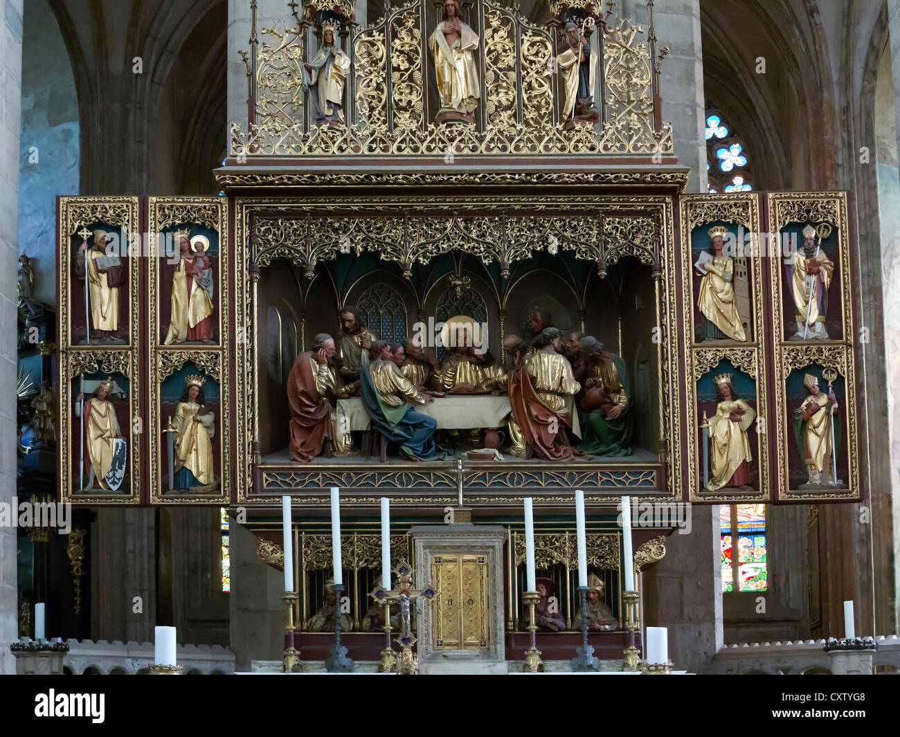 El altar de la Iglesia de Santa Bárbara en Kutná Hora Fotografía de stock - Alamy El altar de la Iglesia de Santa Bárbara en Kutná Hora Fotografía de stock - Alamy