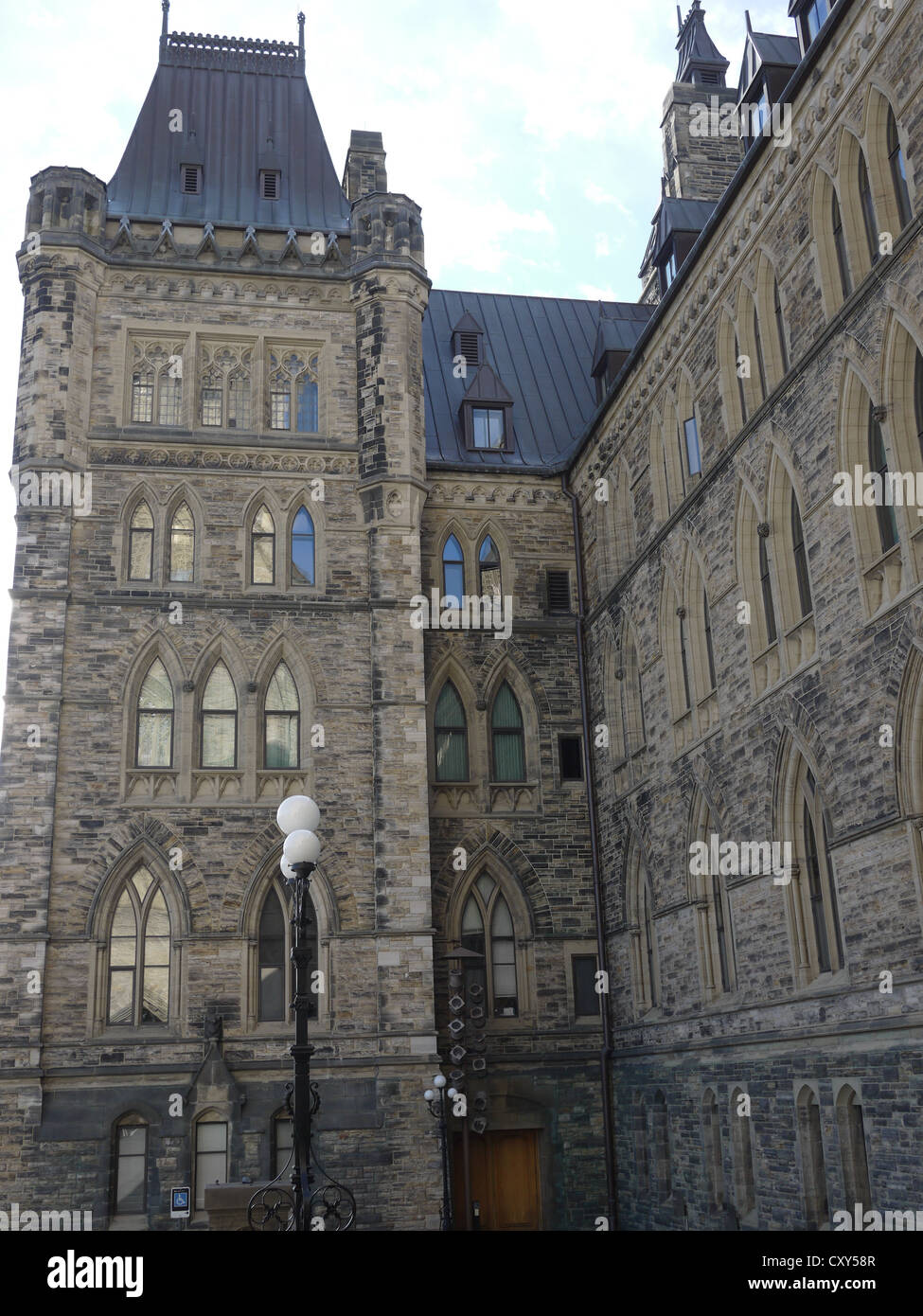 El Parlamento de Ottawa hill building parte exterior Foto de stock