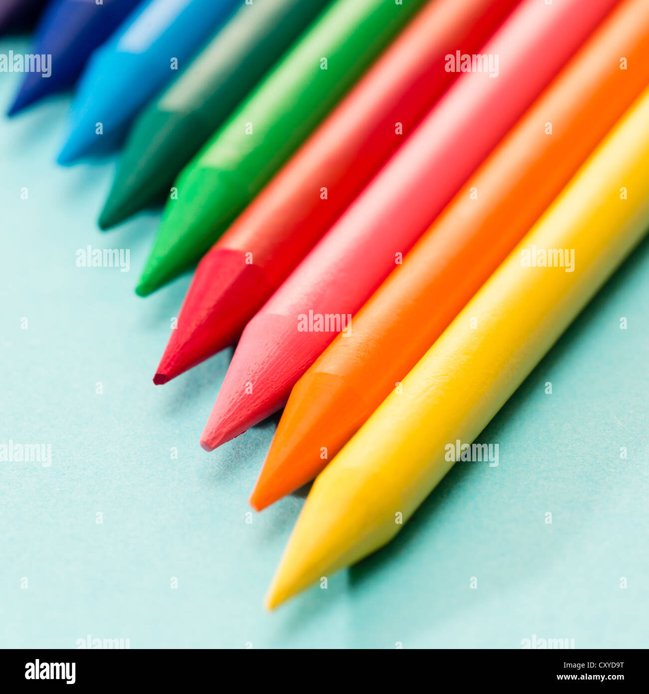 Kid's lápices de colores la escuela de arte de dibujo Foto de stock