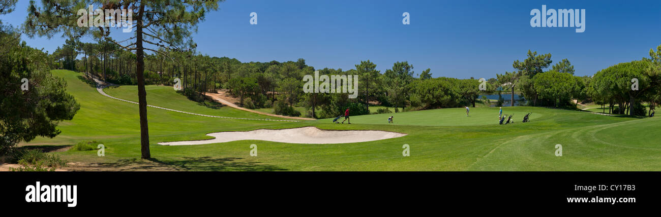 Campos de golf de portugal fotografías e imágenes de alta resolución - Alamy