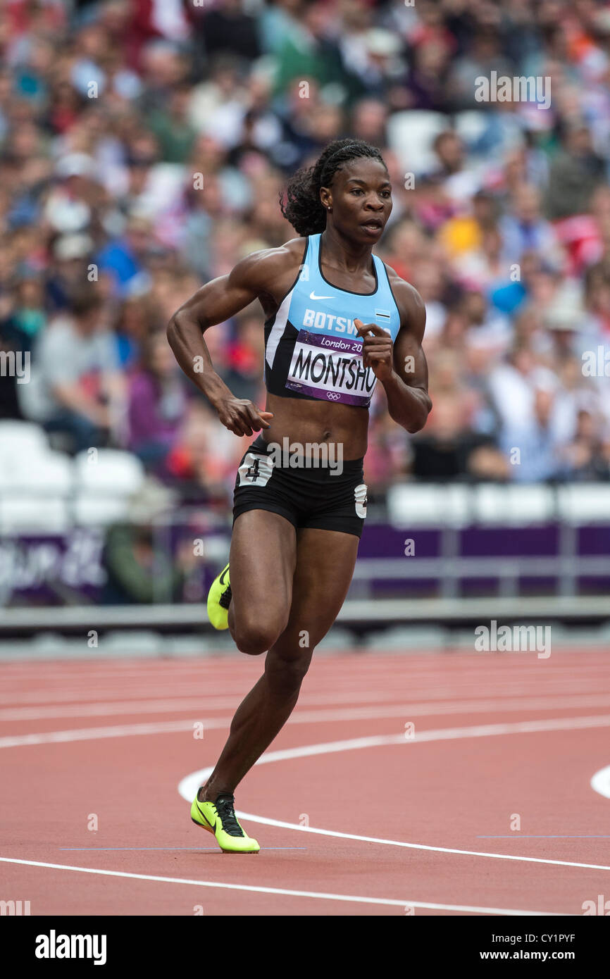 Amantle Montsho (CET), que compite en la sección de mujeres de la primera ronda de 400m en el verano de los Juegos Olímpicos de Londres 2012 Foto de stock