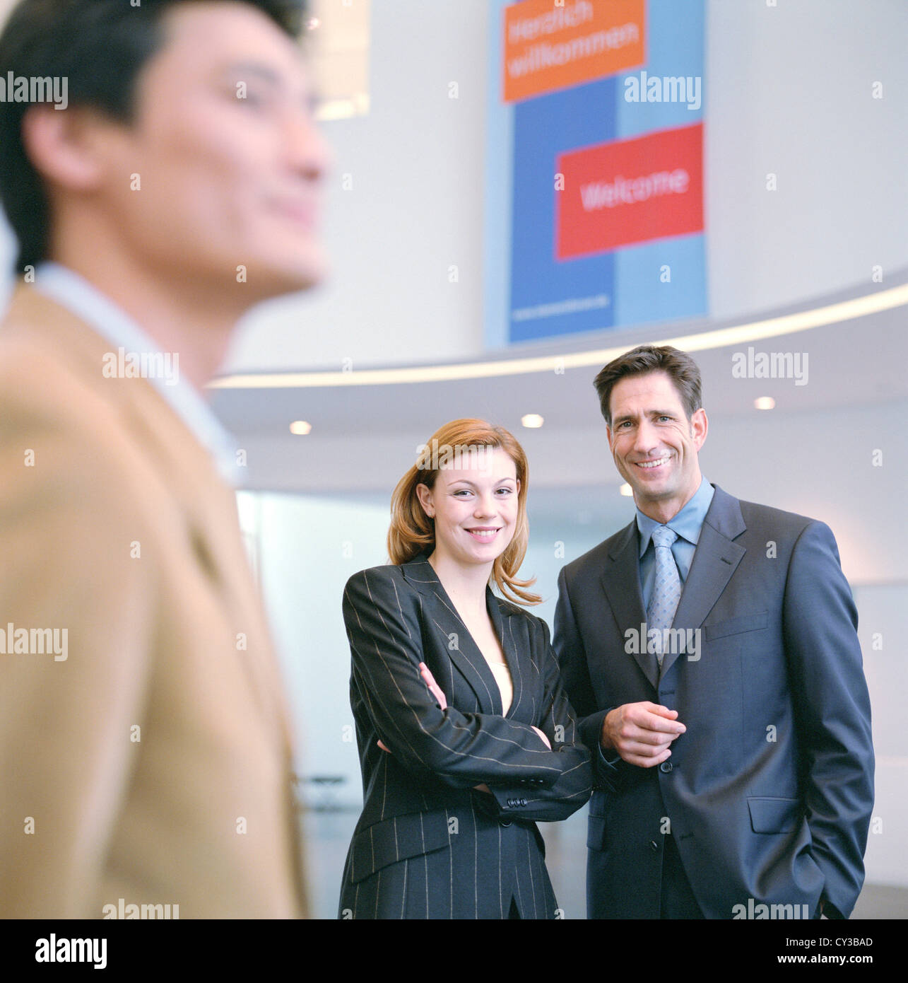 Hombre Mujer manager business group licencia gratis excepto los anuncios y vallas al aire libre Foto de stock