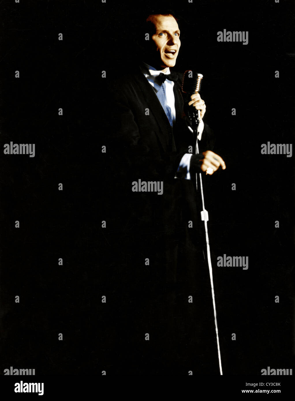 FRANK SINATRA (1915-1998), cantante y actor de cine estadounidense acerca de 1966 Foto de stock