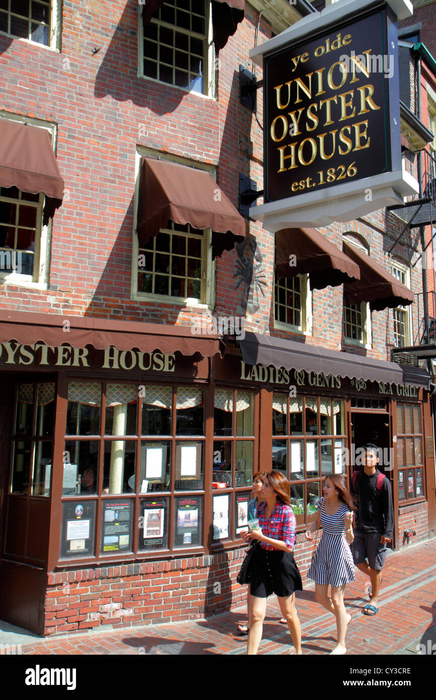 Boston Massachusetts,Haymarket,Union Street,distrito histórico,ye olde Union Oyster House,restaurantes comida comedor cafés,signo,frente,entre Foto de stock