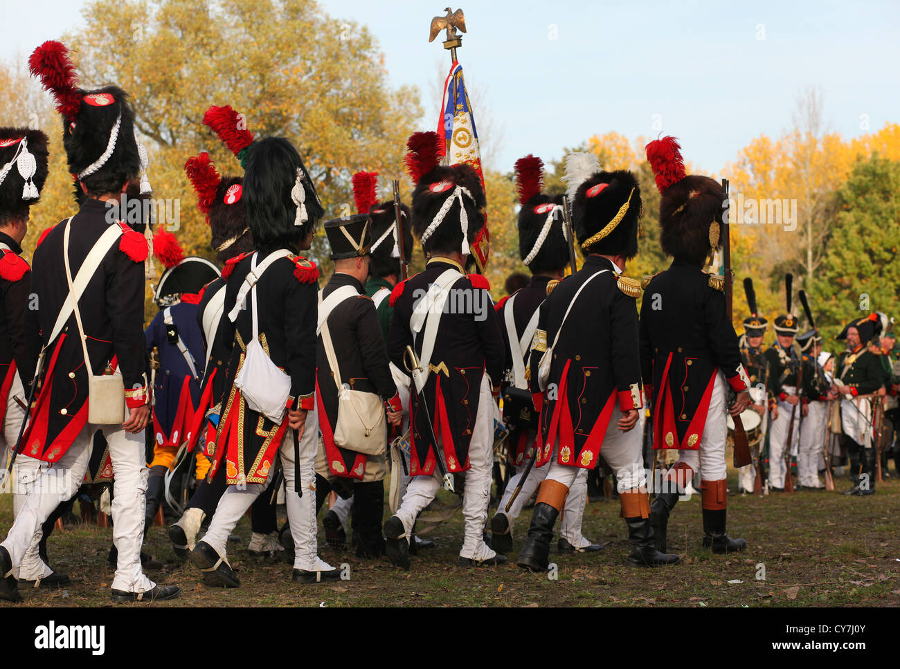 Los soldados franceses de la Grande Armée durante una recreación de la batalla de las naciones del 16 al 19 de octubre de 1813 en Leipzig, Alemania. Foto de stock