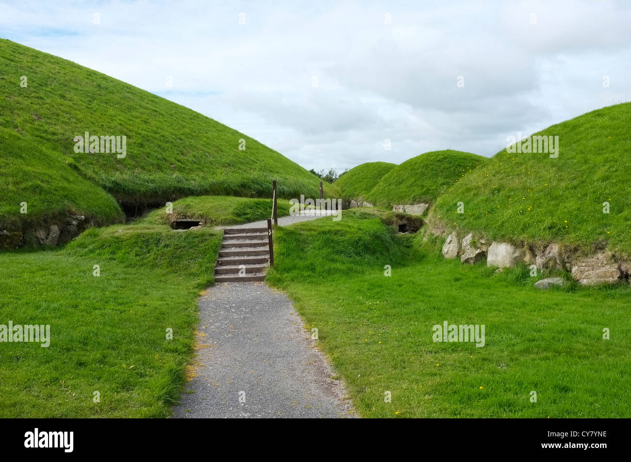 Tumbas de paso neolitico fotografías e imágenes de alta resolución Alamy