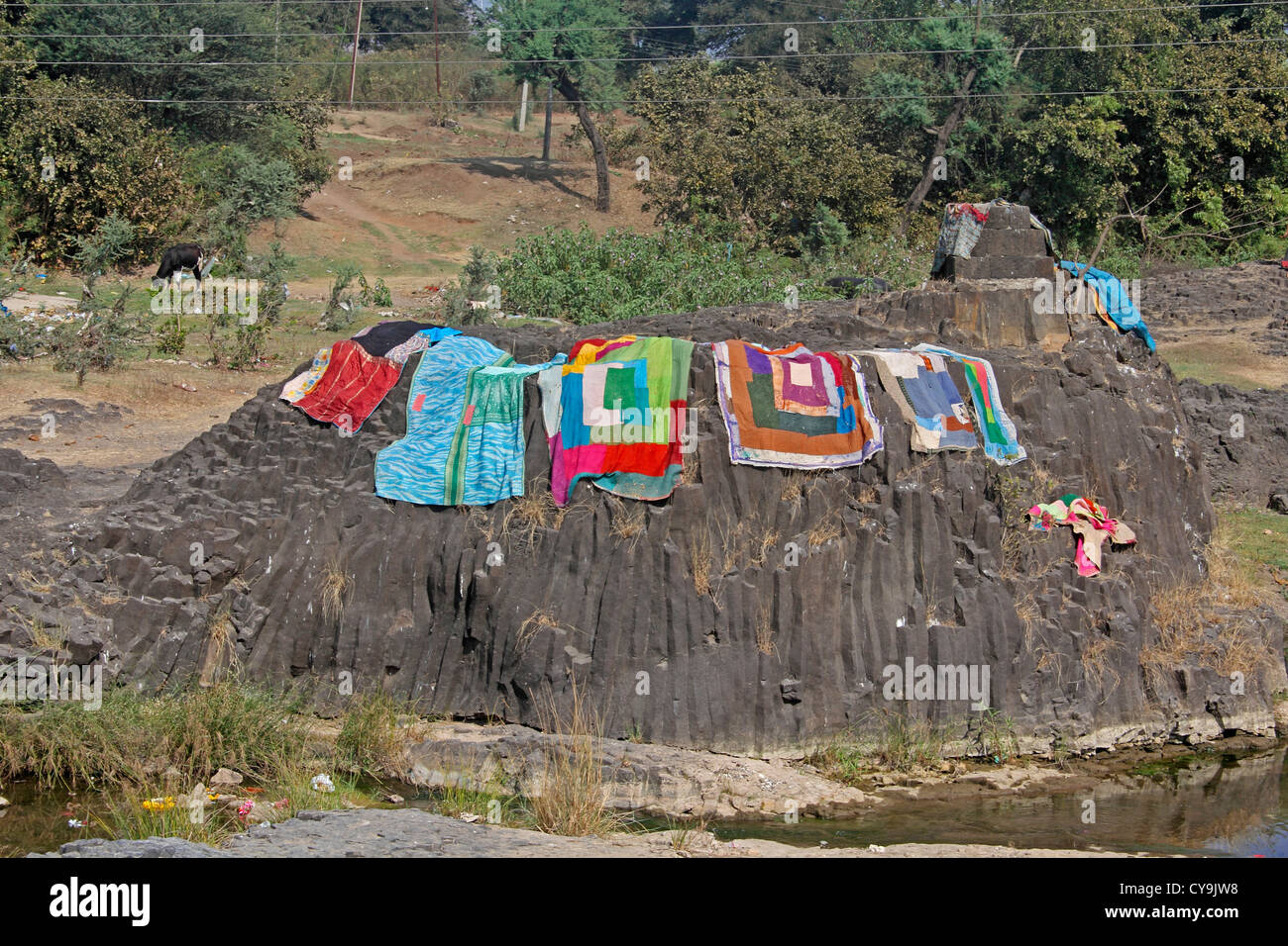 Los paños colgados en tendedero, India Foto de stock