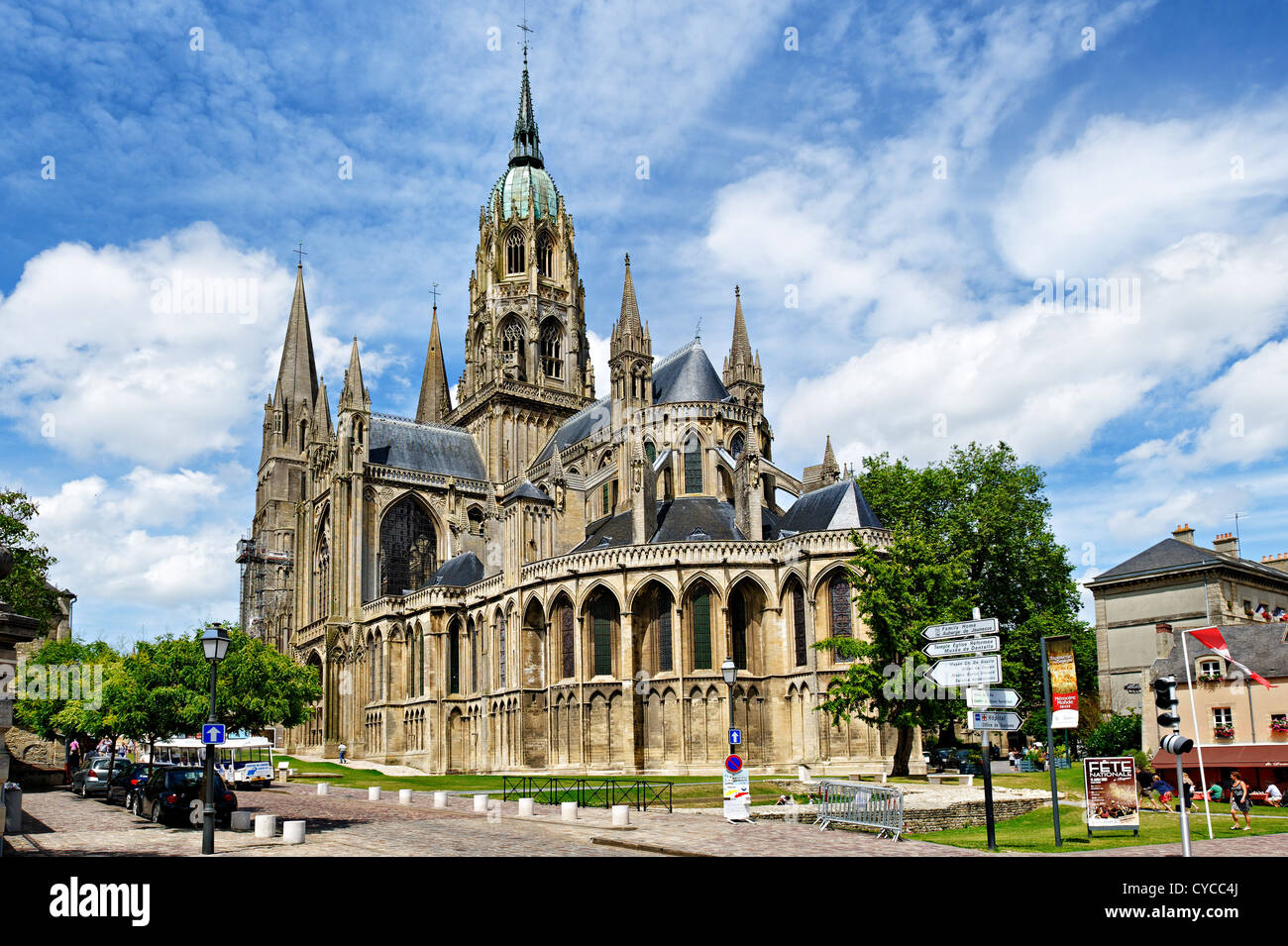 La catedral de Notre Dame, en Bayeux, Francia. Foto de stock