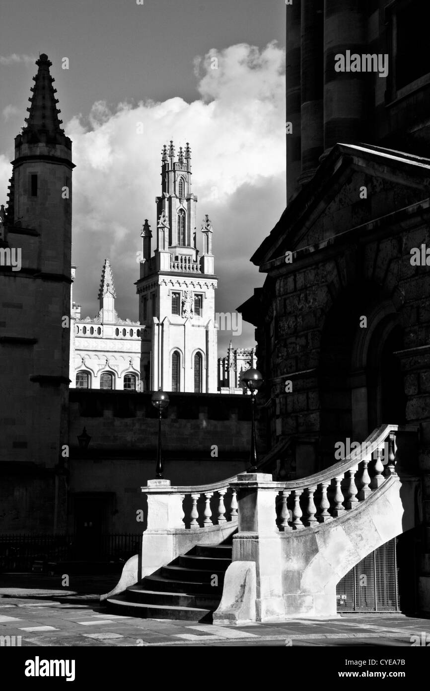 Grado 1 enumeran All Souls College de Radcliffe Camera Bodleian Library Oxford Oxfordshire Inglaterra Europa Foto de stock