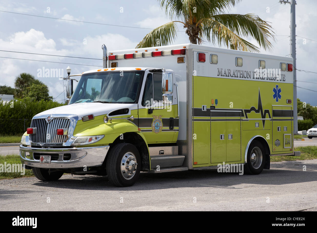 Ciudad de maratón de bomberos de rescate de emergencia del vehículo Paramédico Atiende a los Cayos de Florida ee.uu. Foto de stock