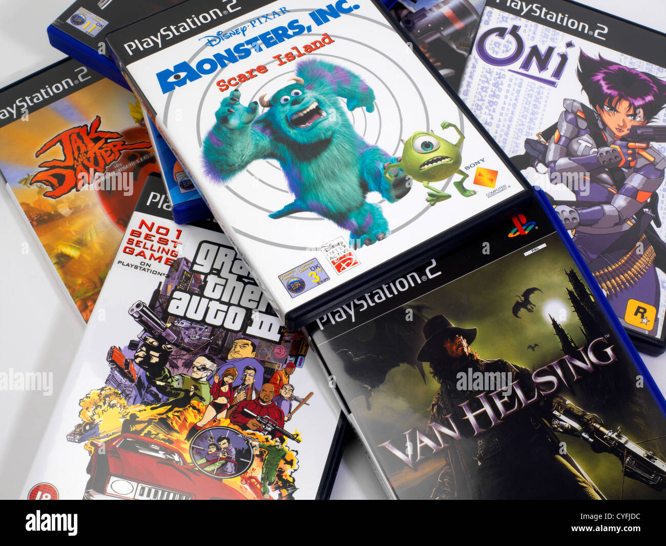 Montón de juegos de la Playstation 2 Fotografía de stock - Alamy