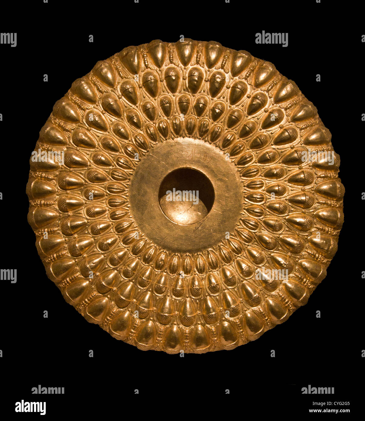 Oro libación phiale recipiente Clásico Tardío o 4ª Helenístico-III A.C. Oro griego Grecia 23,5 cm Foto de stock