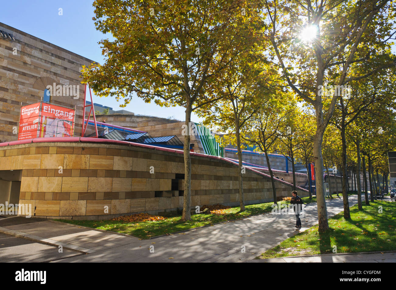 Nueva galería estatal de stuttgart fotografías e imágenes de alta