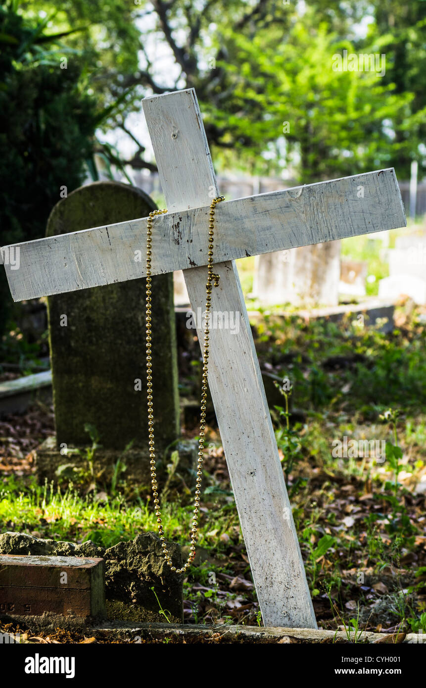 Lápida con cordones en Holt Cemetery 2 Foto de stock