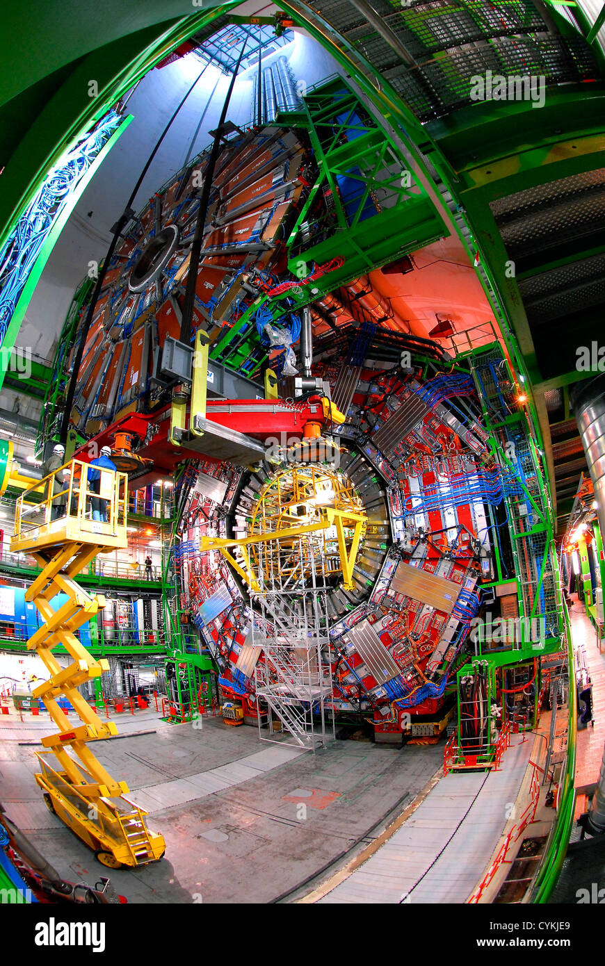 El experimento en el CERN en Ginebra Suiza: Atlas, Alice, Gran ...
