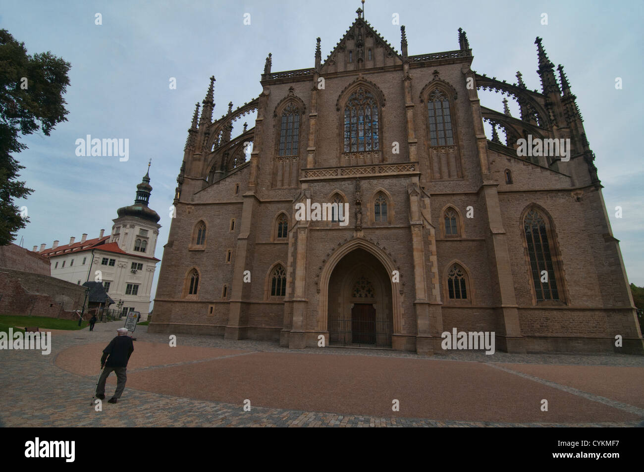 La Iglesia de Santa Bárbara en Kutná Hora, República Checa Fotografía de stock - Alamy La Iglesia de Santa Bárbara en Kutná Hora, República Checa Fotografía de stock - Alamy