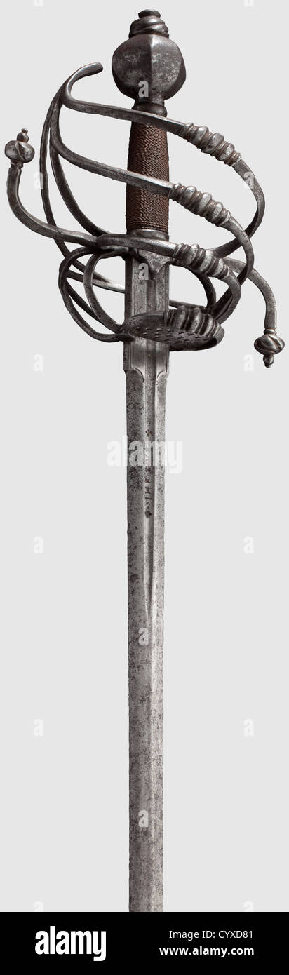 Una rapier francesa,circa 1620 Hoja de doble filo con reborde aplanado con  fullers cortos en ambos lados,en el reverso marcado 'VALENCIA',el otro lado  con Marca ilegible. Corte de hierro hilado que comprende