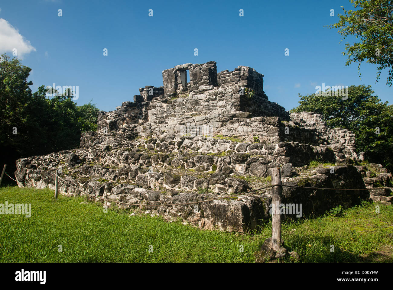 Las ruinas mayas de San Gervasio en la isla de Cozumel México Fotografía de  stock - Alamy