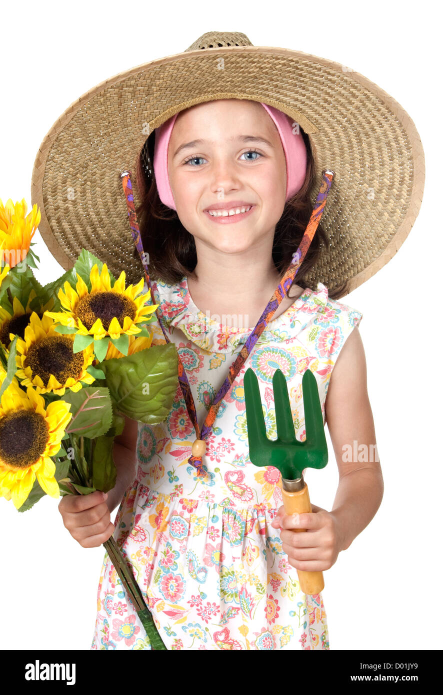 Niña con sombrero de paja jardinero aislado sobre fondo blanco Fotografía  de stock - Alamy