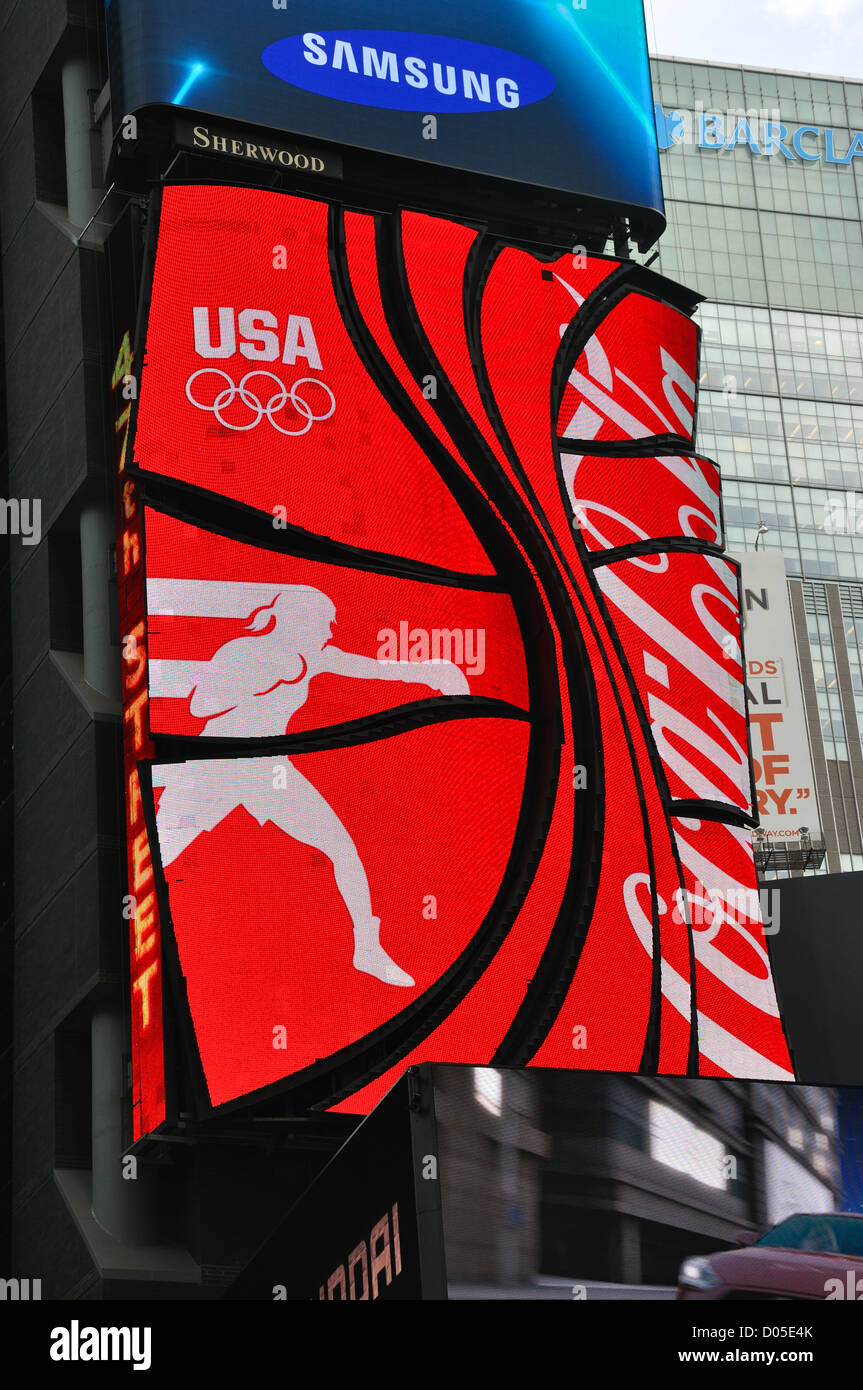 Anuncio de Coca Cola en Times Square, Nueva York, EE.UU Fotografía de stock Alamy