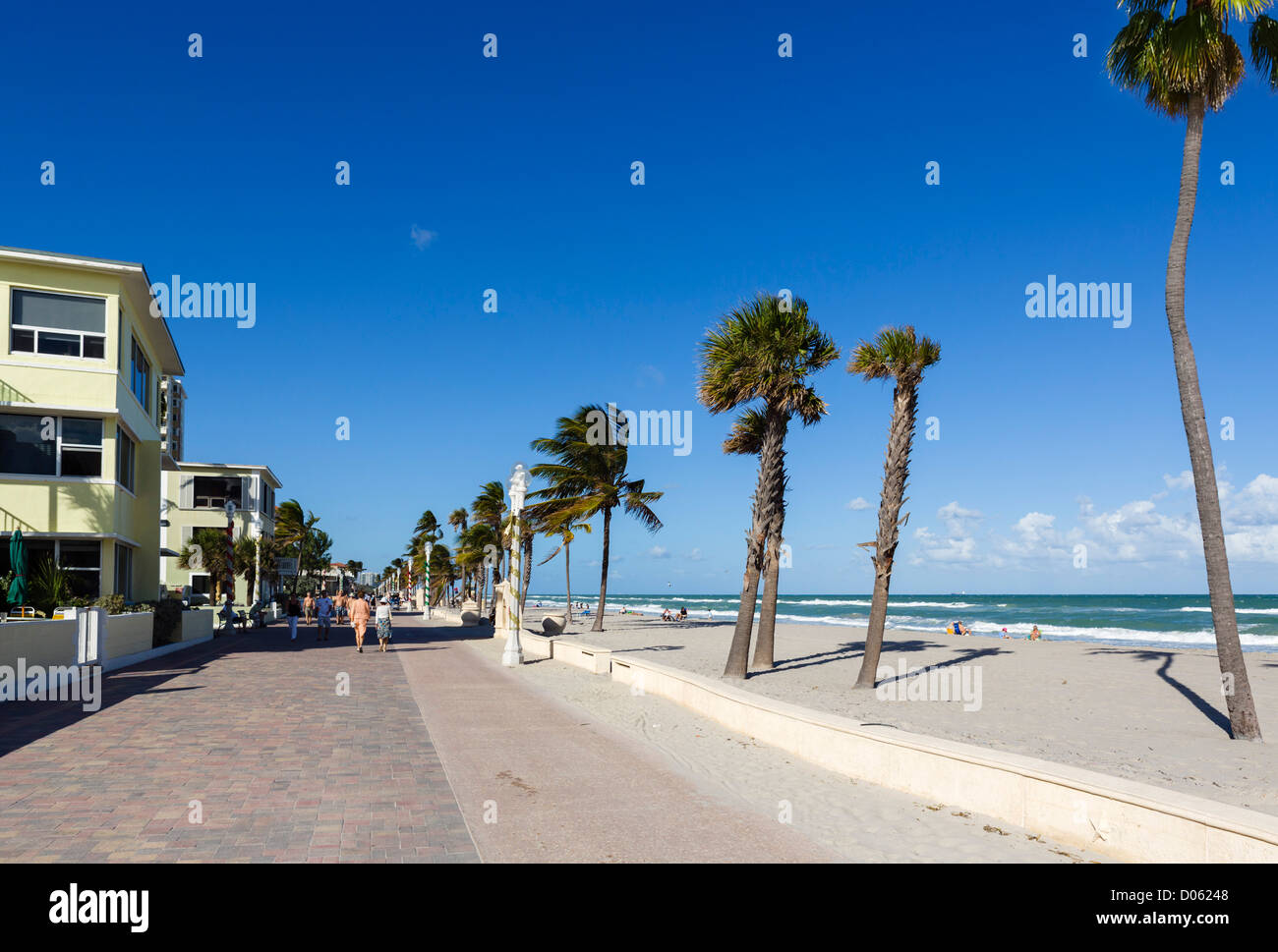 El Broadwalk en Hollywood, cerca de Fort Lauderdale, Broward County, Gold Coast, Florida, EE.UU. Foto de stock