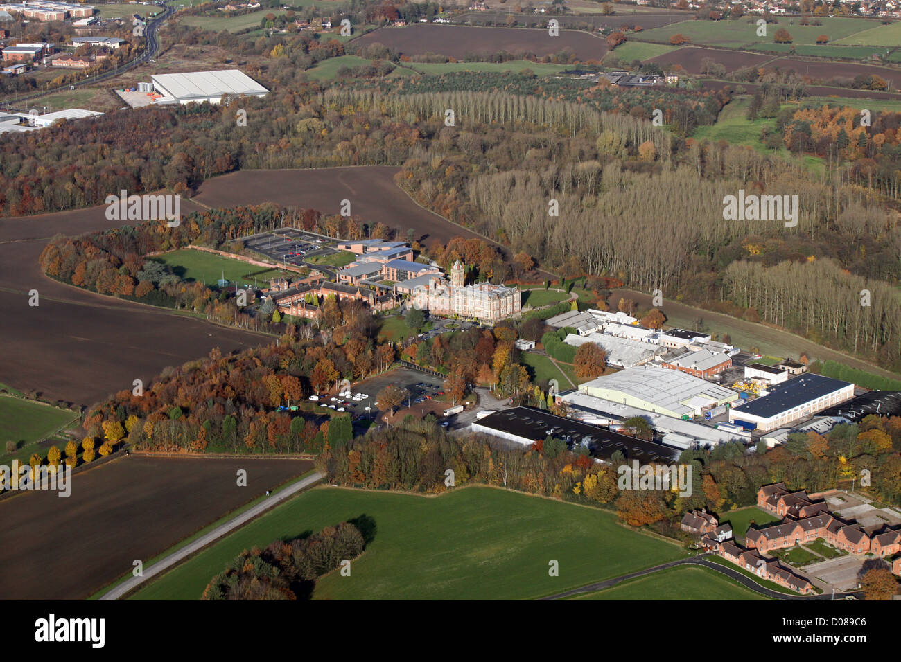 Vista aérea de Crewe Hall Hotel y alrededores en Cheshire Foto de stock