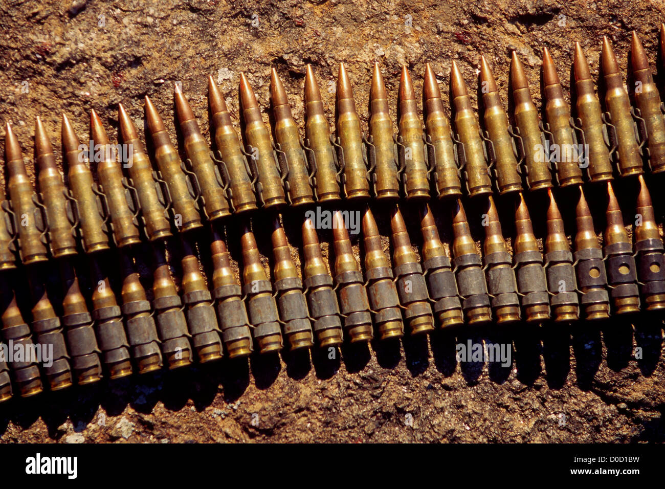 Cinturones de cinturón de balas de bala fotografías e imágenes de alta  resolución - Alamy