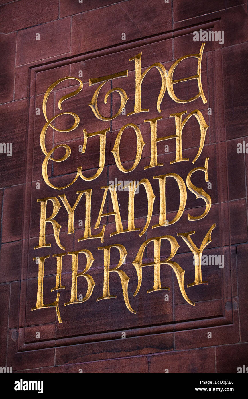 Detalle shot de signo en la John Rylands Library edificio en la zona de Springfields. Foto de stock