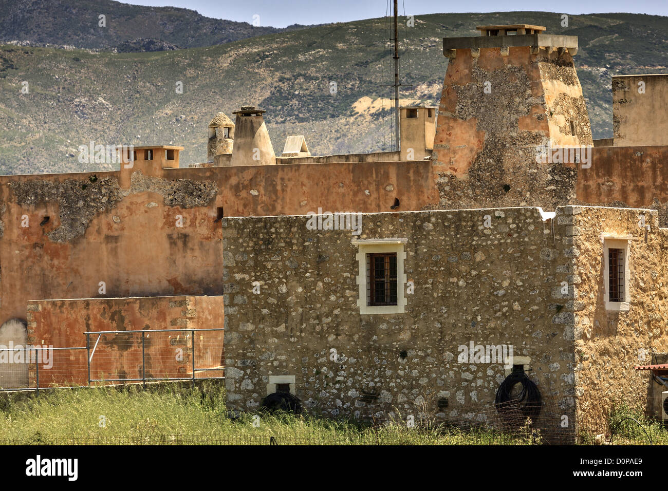 Vista exterior del monasterio Akardi Creta Foto de stock