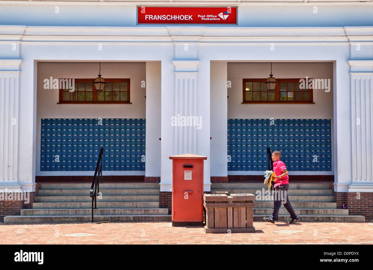 La oficina de correos en Franschhoek, un popular destino turístico en el Cabo Occidental, Sudáfrica Foto de stock