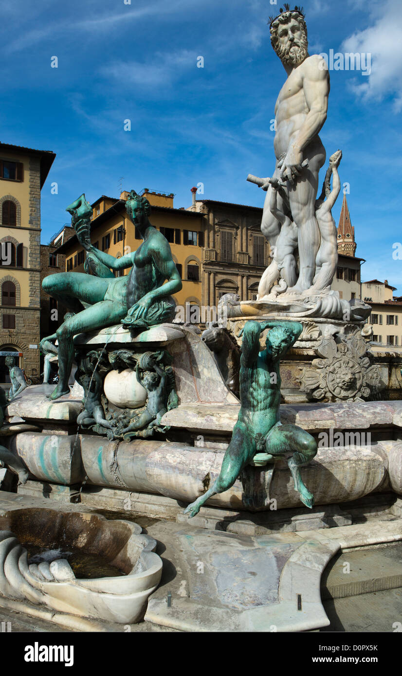 Fuente de Neptuno, la Piazza della Signoria, Florencia, Toscana, Italia Foto de stock