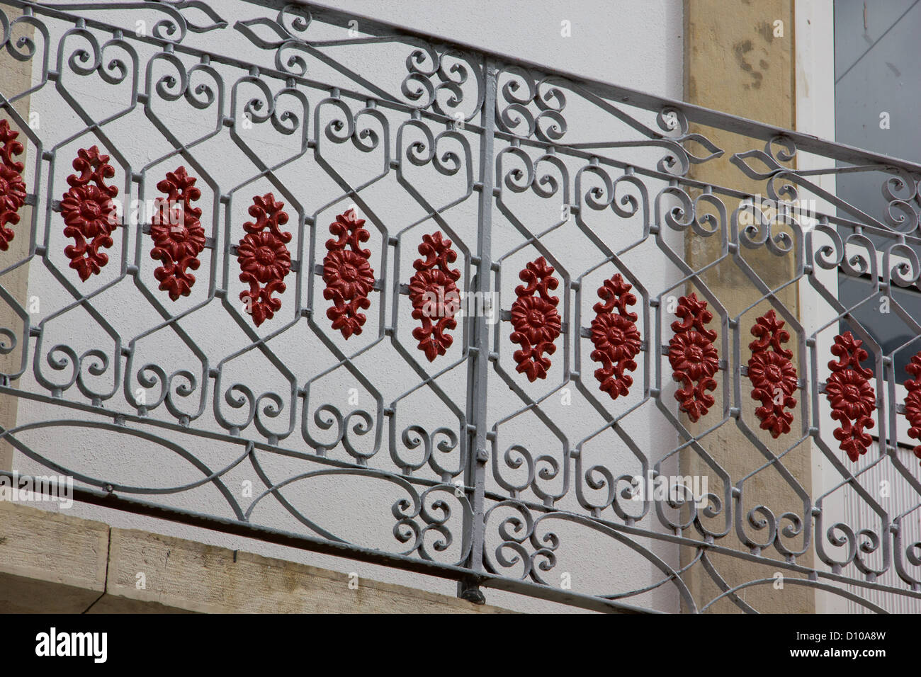 Rejas ornamentales en una propiedad Portuguesa Fotografía de stock - Alamy