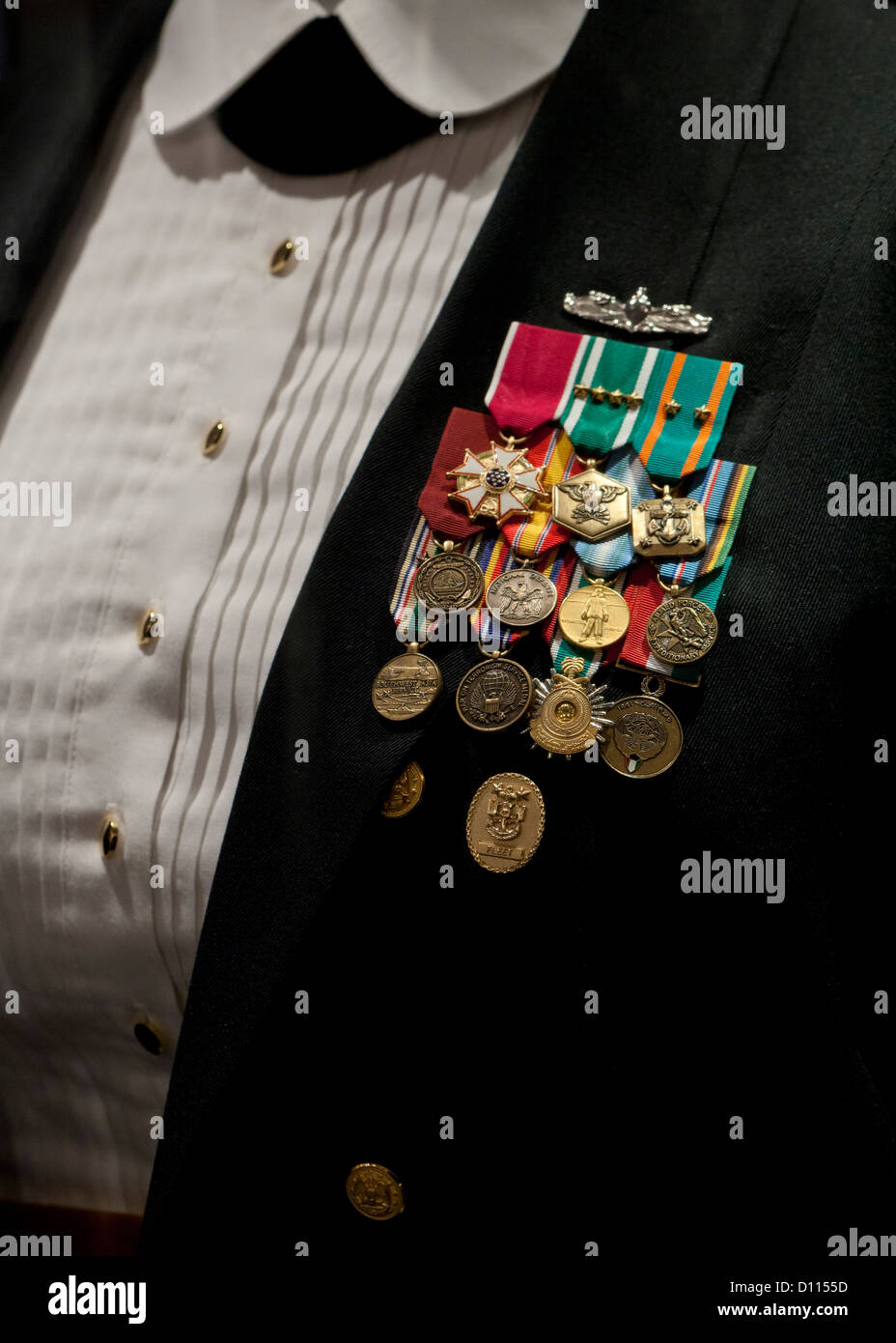 Hembra US Navy Chief Petty Officer Cena Gala con medallas Foto de stock