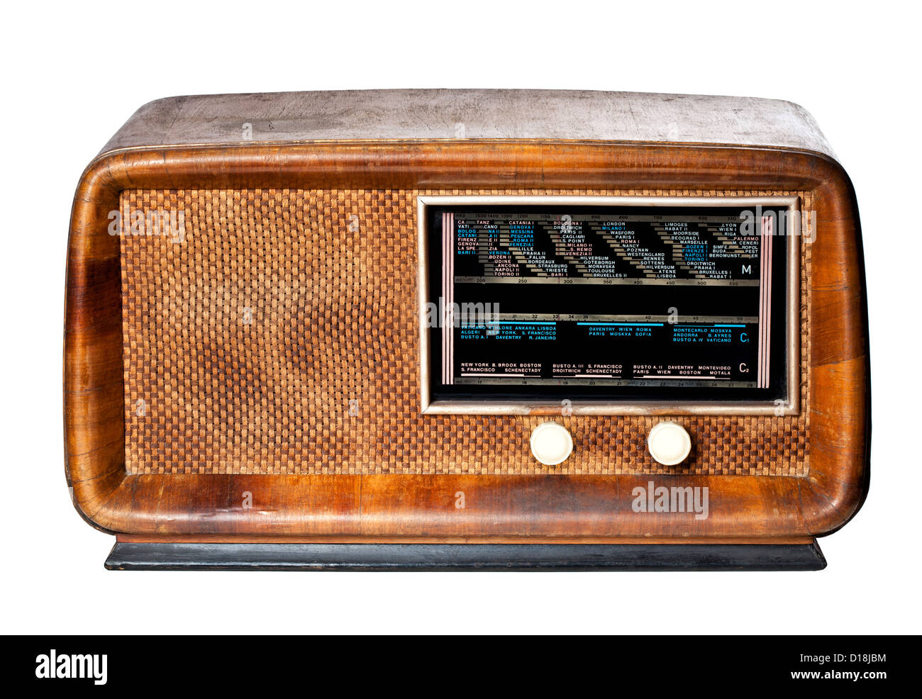 Radio vintage aislado sobre fondo blanco. Foto de stock
