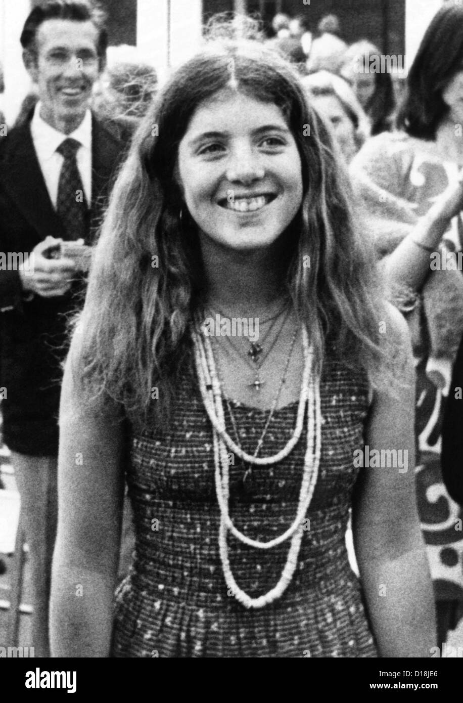 Caroline Kennedy, de 17 años de edad, hija del asesinado presidente John F. Kennedy. 1975. (CSU_ALPHA_835) Archivos CSU/Everett Foto de stock