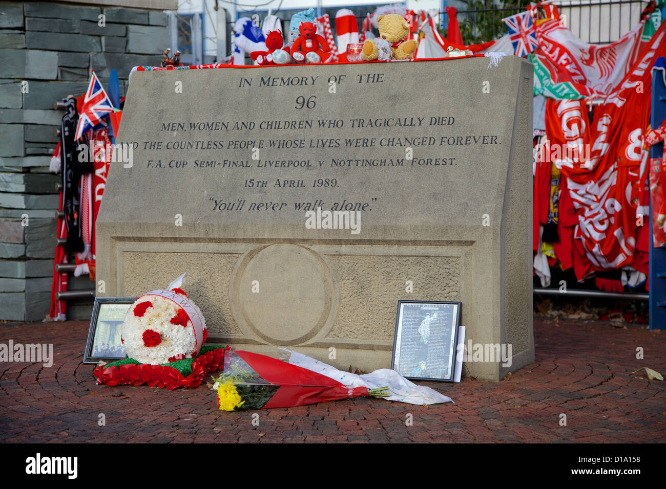 El Memorial de Hillsborough en Sheffield Wednesday FC Foto de stock