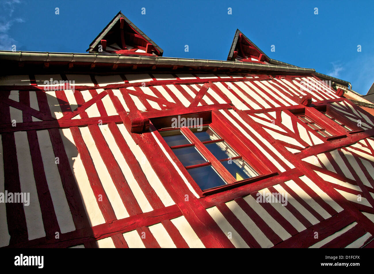 Típica casa normanda, con entramados de madera, Honfleur, Calvados, Normandía, Francia, Europa Foto de stock