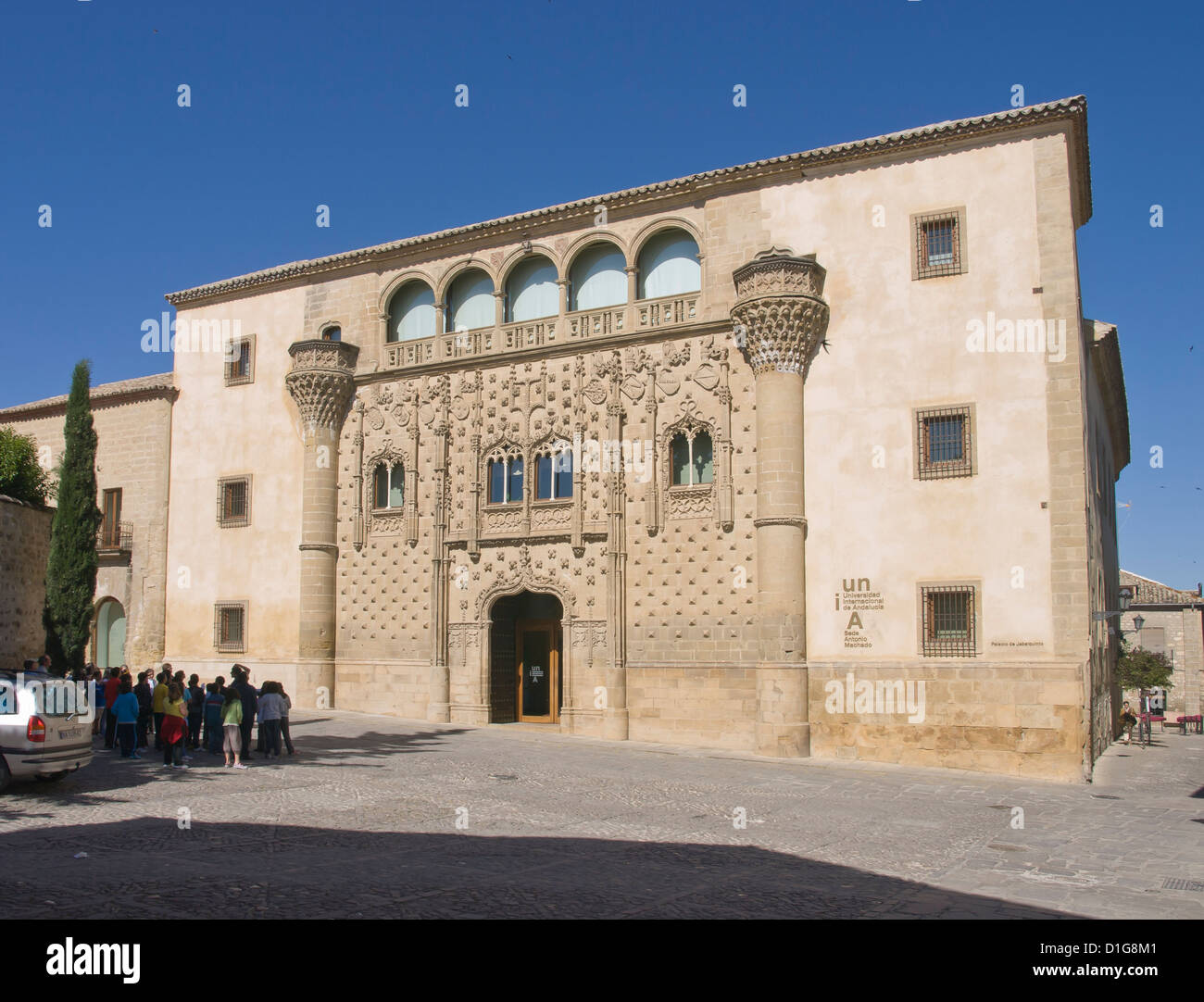 Palacio de Jabalquinto en Baeza, Patrimonio de la Humanidad ,Andalucía España, arquitectura renacentista en su mejor momento Foto de stock