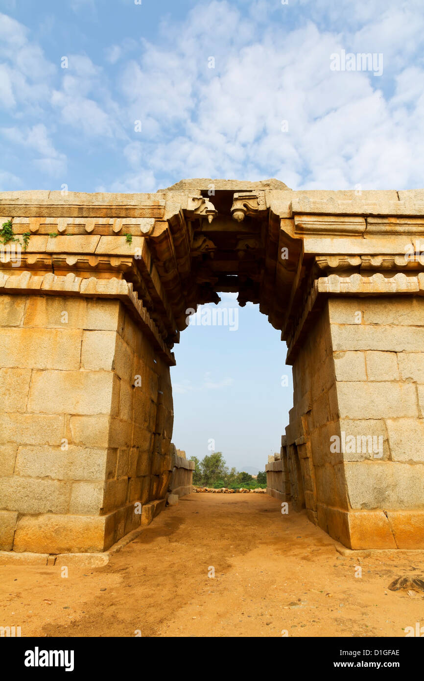 Bhima's gate en Hampi, India Foto de stock