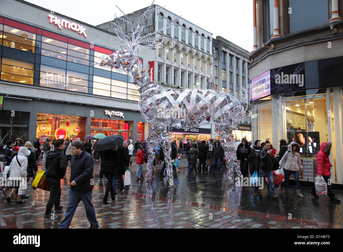 Tk maxx tiendas fotografías e imágenes de alta resolución Alamy