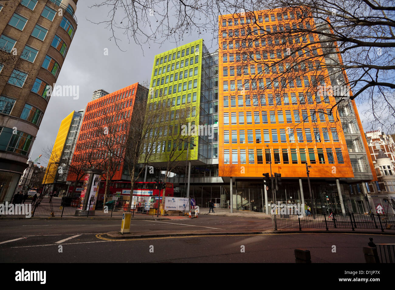 Central Saint Giles desarrollo, St. Giles High Street, en el centro de Londres, Inglaterra, Reino Unido. Foto de stock