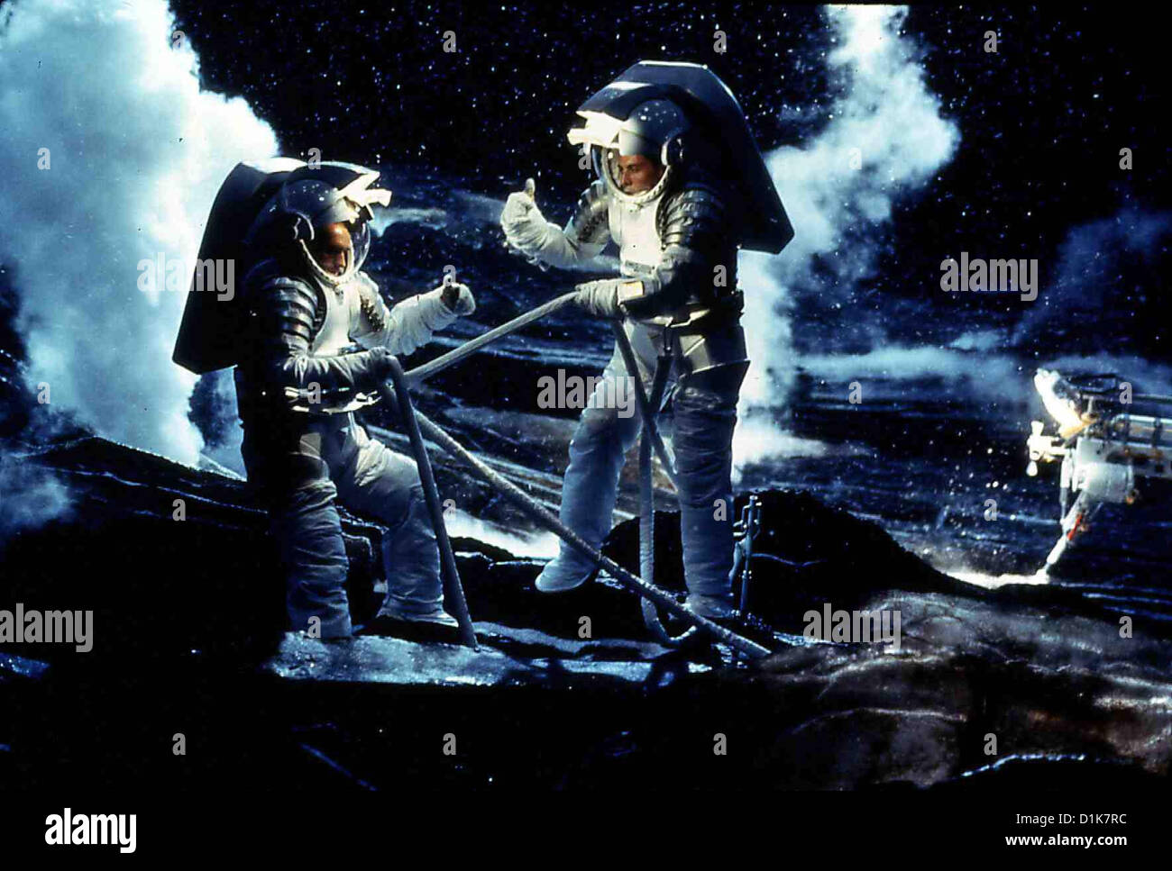 Deep Impact Deep Impact Alexander Baluev, Jon Favreau Astronauten machen sich auf den Weg ins todos, um den Kometen noch vor Foto de stock