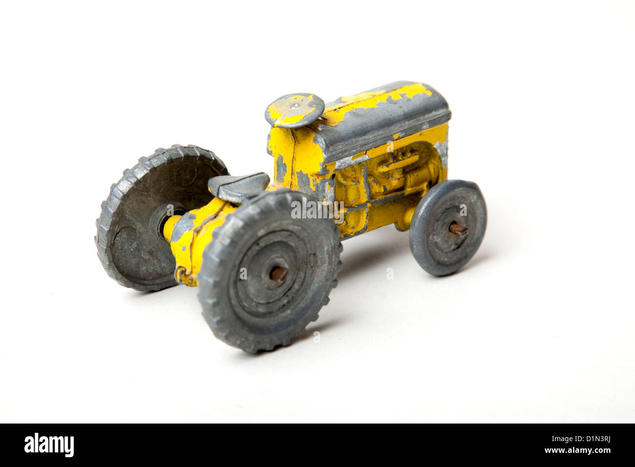 tractor amarillo juguete