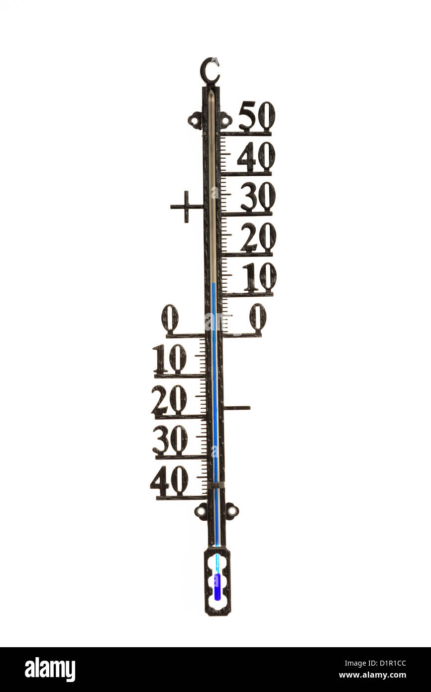 Termómetro de tiempo mostrando la temperatura en grados centígrados, con números positivos y negativos aislados en un fondo blanco. Foto de stock
